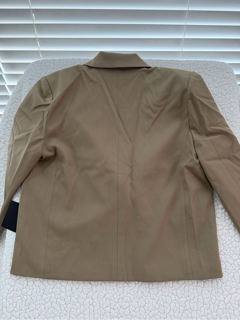 Lulu's Cropped Olive Double-Breasted Blazer - Picture 6 of 6